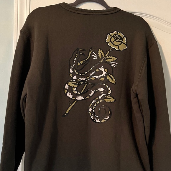 Chaser Dark Green Serpent Snake Distressed Sweatshirt Sz Large NWT - Picture 8 of 9